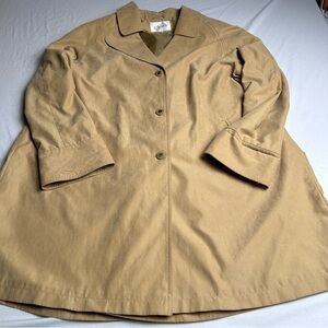 Cleo Women's Tan Trench Coat